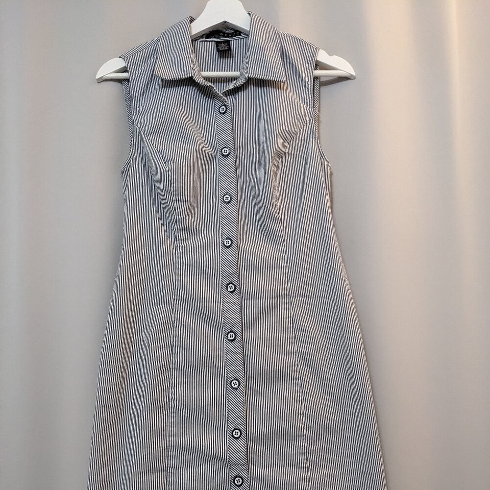 *50% Off All Bundles * NWOT Grace Striped Business Casual Dress (Size 6)